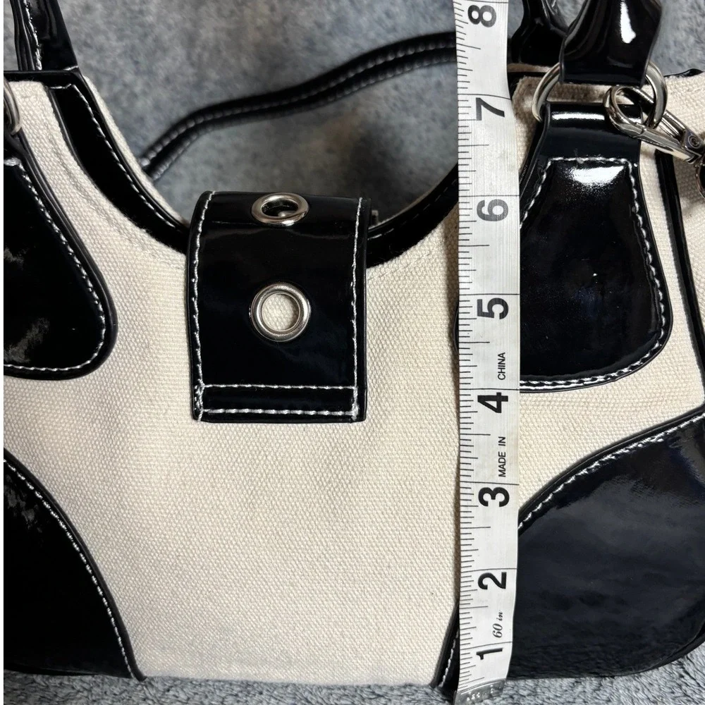 Vintage Y2K Black Patent Cream Canvas Shoulder Bag Buckle Chain Detail‎ Satchel